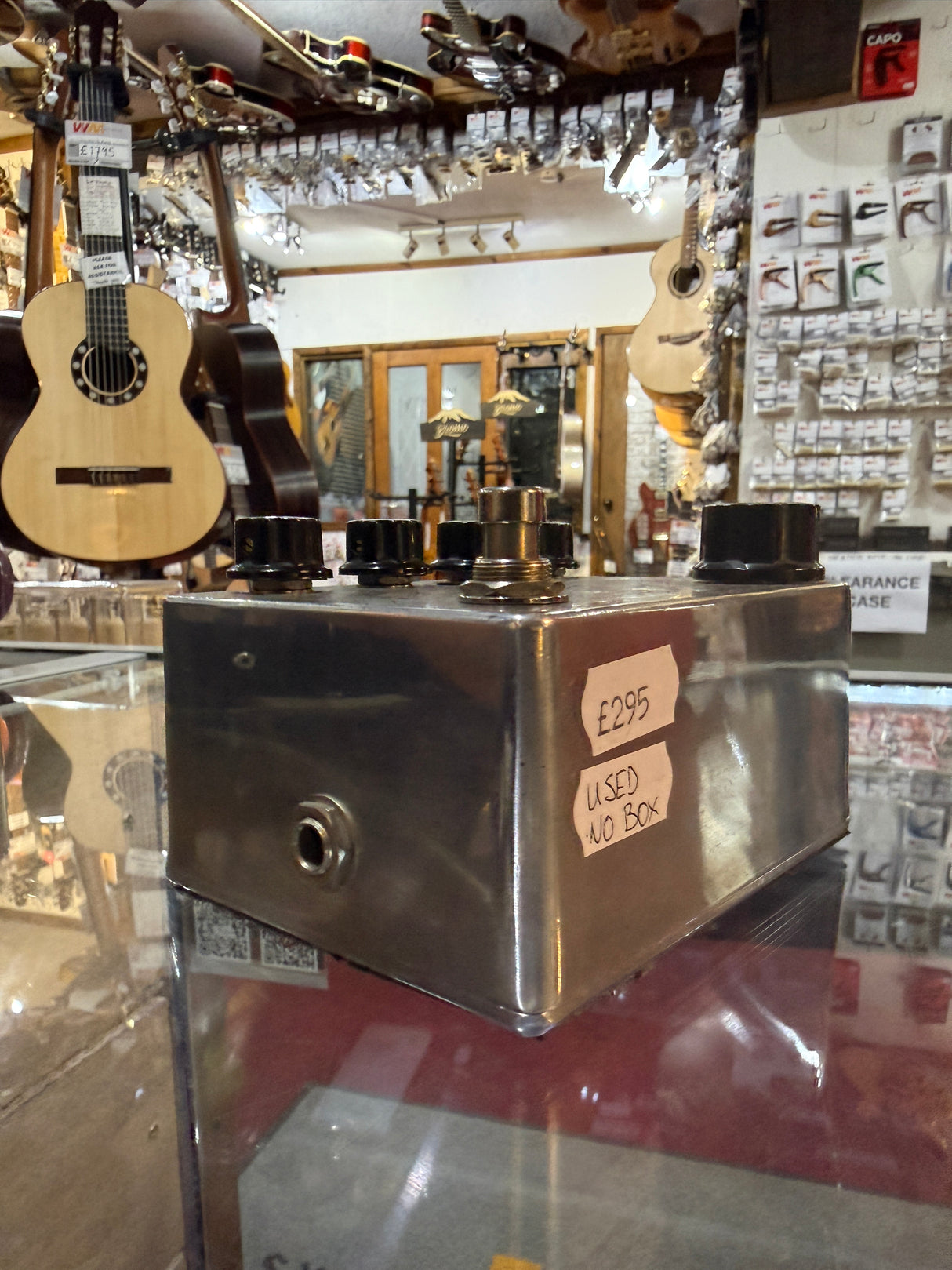 Moollon Classic Series Chorus Pedal (Pre-Owned)