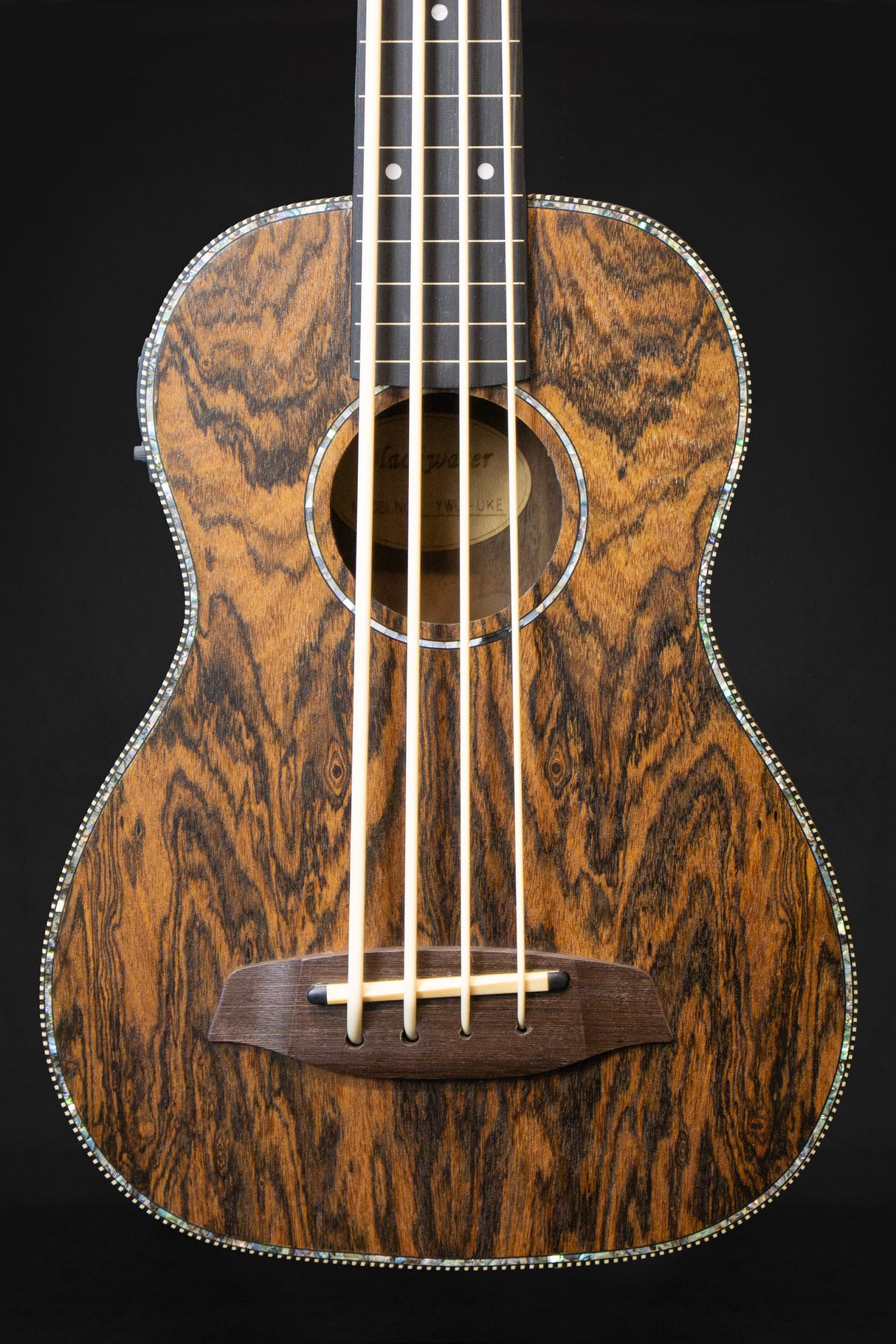Blackwater Fretless Bass Ukulele (Reduced to Clear)